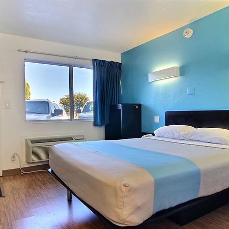 Motel 6-Carlsbad, Nm Екстериор снимка